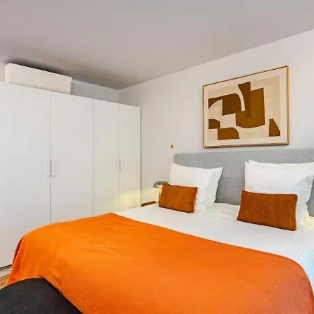 Apartment St Tropez Centre 3chambres Et Jardin *